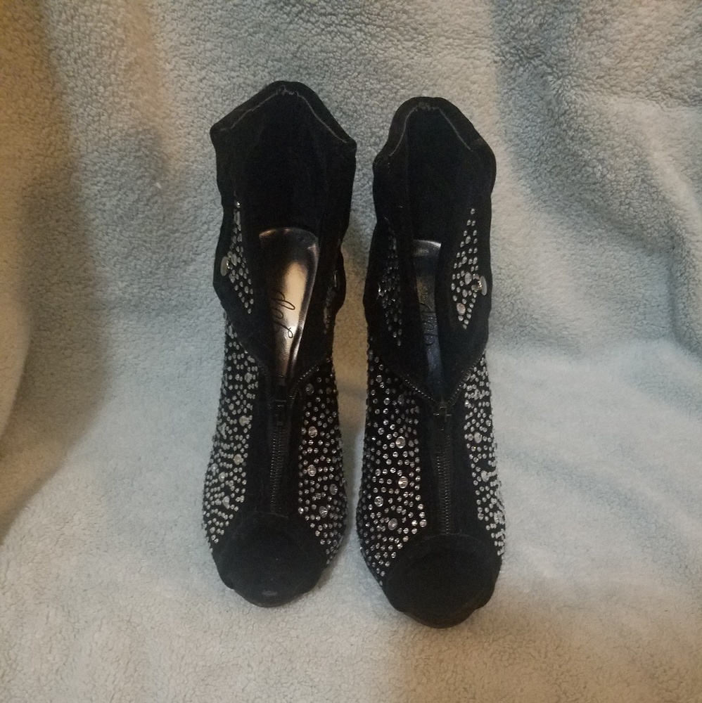 Crystal Booties - Picture 2 of 6